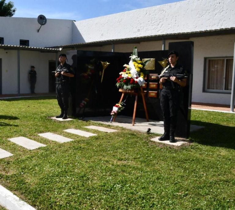 20 de noviembre, fecha recordatoria de los policías caídos en acto directo del servicio