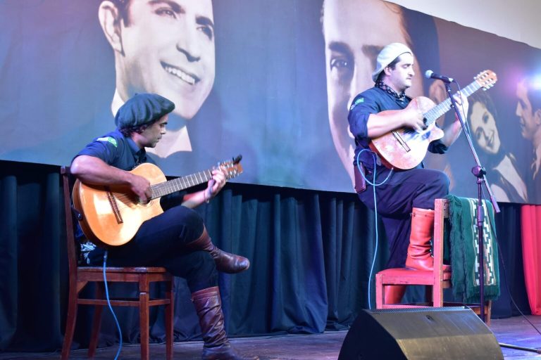 Martín Urchipía fue la Mejor Voz del certamen “Vení a cantarle a Gardel” 2023