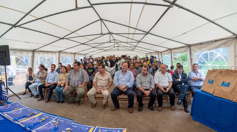 Se inauguraron seis viviendas del Plan Juntos en el barrio San Gabriel de Tacuarembó