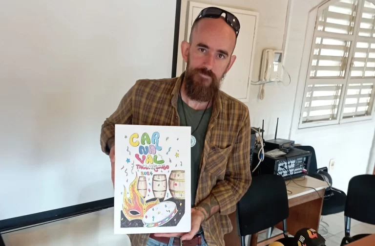Por segundo año consecutivo Wilkinson Freitas es el ganador del Concurso de afiches de Carnaval.