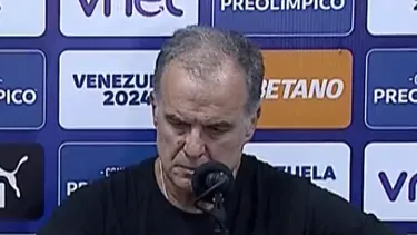 Marcelo Bielsa se peleó con periodista tras segunda derrota