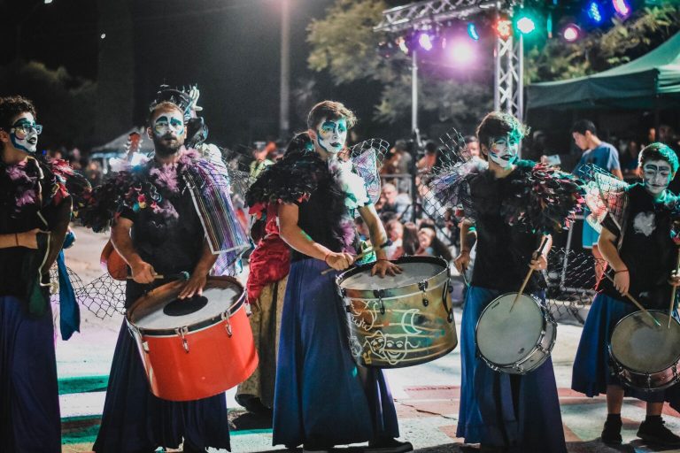 La Comisión de Carnaval invita a disfrutar del Desfile Inaugural