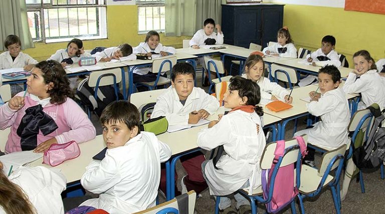 Sindicato de maestros de Montevideo realiza el segundo día de paro: hoy en las escuelas de la zona centro.
