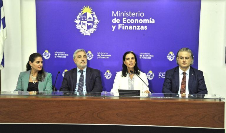Moody’s elevó la calificación crediticia de Uruguay