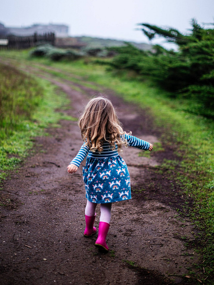 Hijos únicos: qué dice la ciencia realmente sobre el impacto que tiene en los niños no tener hermanos