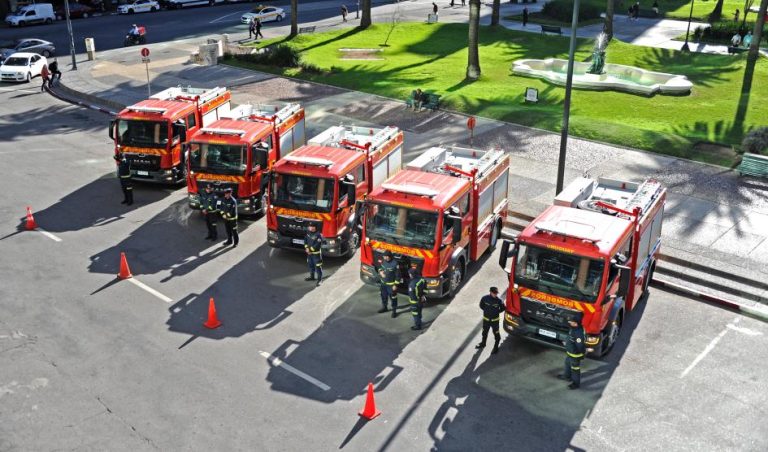 Bomberos incorpora cinco vehículos a su flota