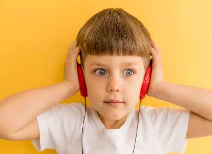¿Los auriculares dañan la audición? la regla del “80 por 90″