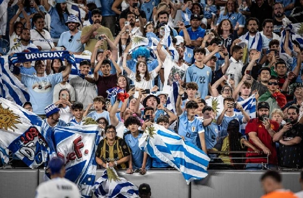 La Celeste juega hoy frente a EEUU a las 22hrs.Uruguay noma!!!