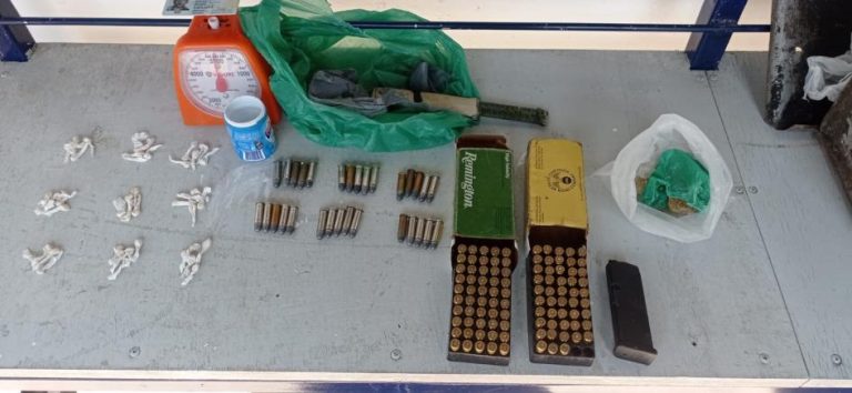 Detienen a una mujer con más de 3 kilogramos de drogas en Tacuarembó