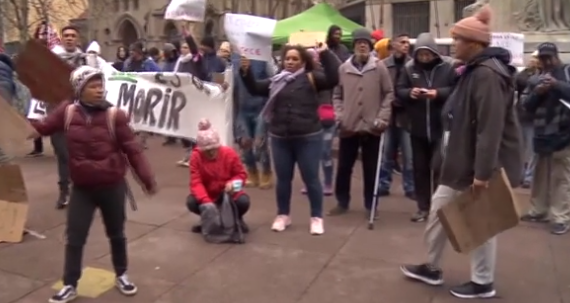 Movilización en el Centro de Montevideo de personas en situación de calle