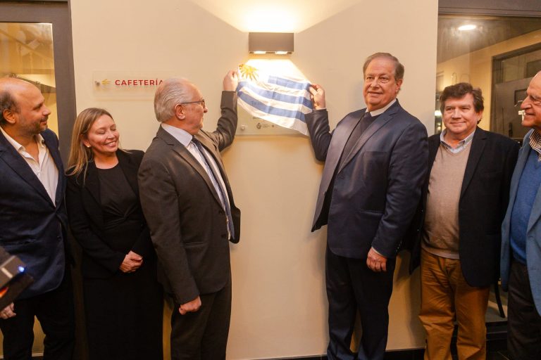 Teatro Escayola declarado Monumento Histórico Nacional en emotiva ceremonia