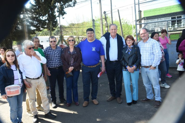 Intendente Wilson Ezquerra acompañó los 20 años del CAIF Pasito Central