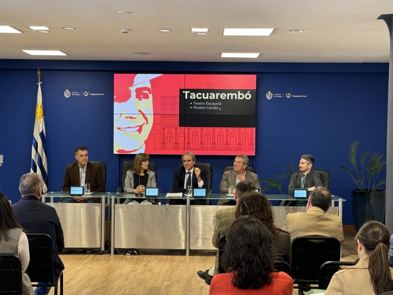 Lanzamiento del Festival Internacional de Tango “Carlos Gardel” en Montevideo