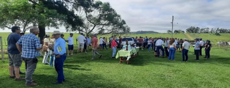 Charla sobre Gestión del Campo Natural y Siembra de Pasturas en la Sexta Sección
