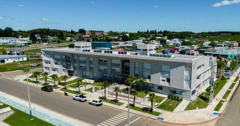 Más de 2000 estudiantes iniciaron las clases en la sede de la Udelar en Tacuarembó