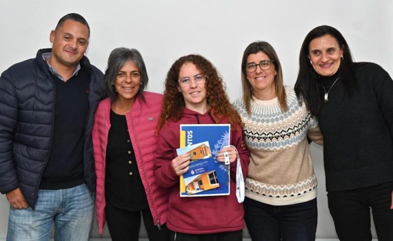 MVOT entregó viviendas en el departamento de Rivera