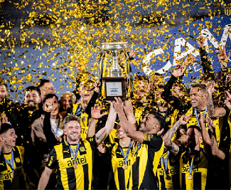 Torneo Intermedio 2025. Peñarol fue el Campeón en el Centenario.