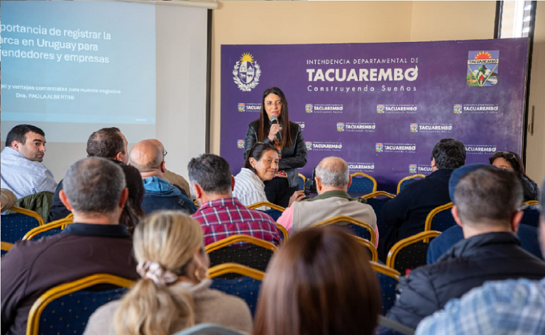Tacuarembó fue sede de una conferencia sobre registro de marcas y propiedad intelectual.